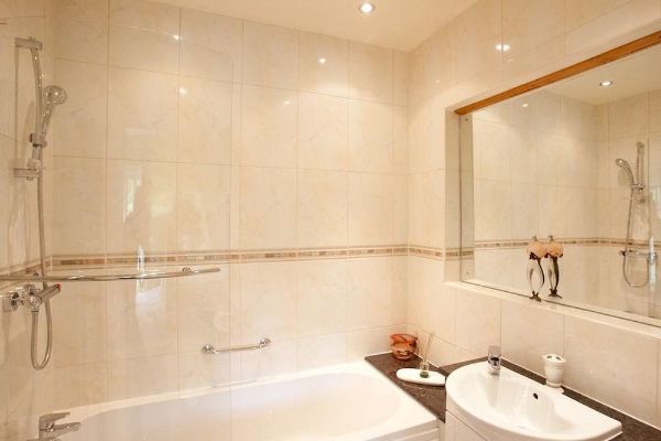 Hotel Mellieha Guest House (Wales)